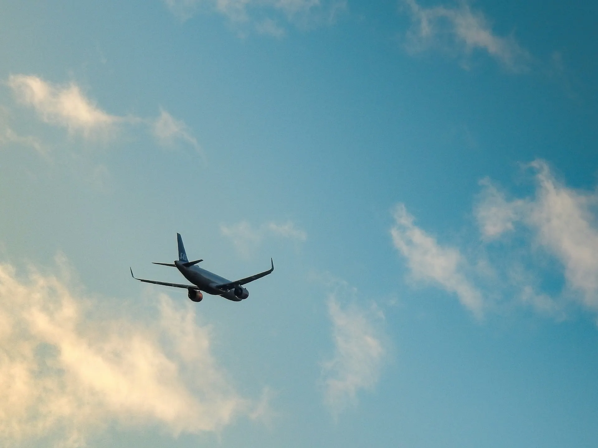 SAS and Norwegian slash domestic flight prices across Norway