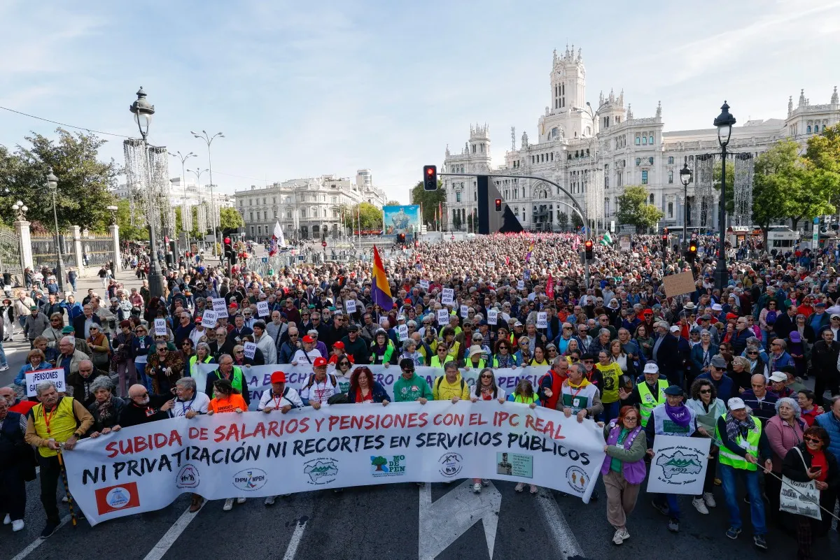 Thousands rally in Madrid demanding stronger Spanish state pension guarantees