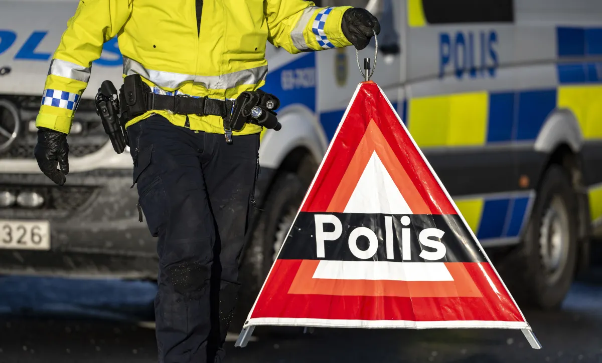 Police issue ice warning after spate of deadly crashes in Sweden