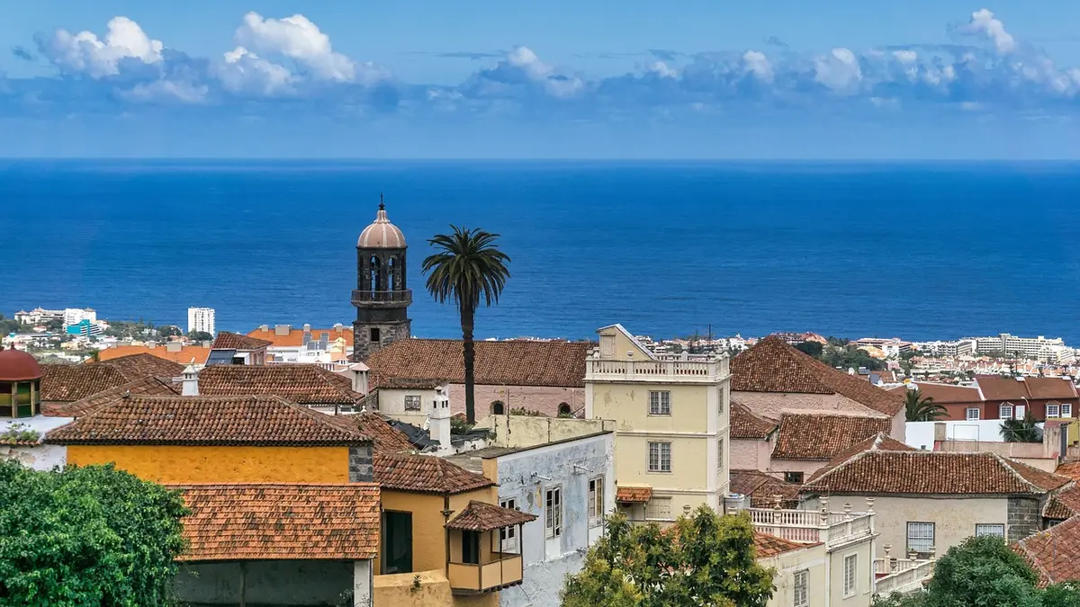 Spain's Canaries seek 10-year residency rule for property purchases