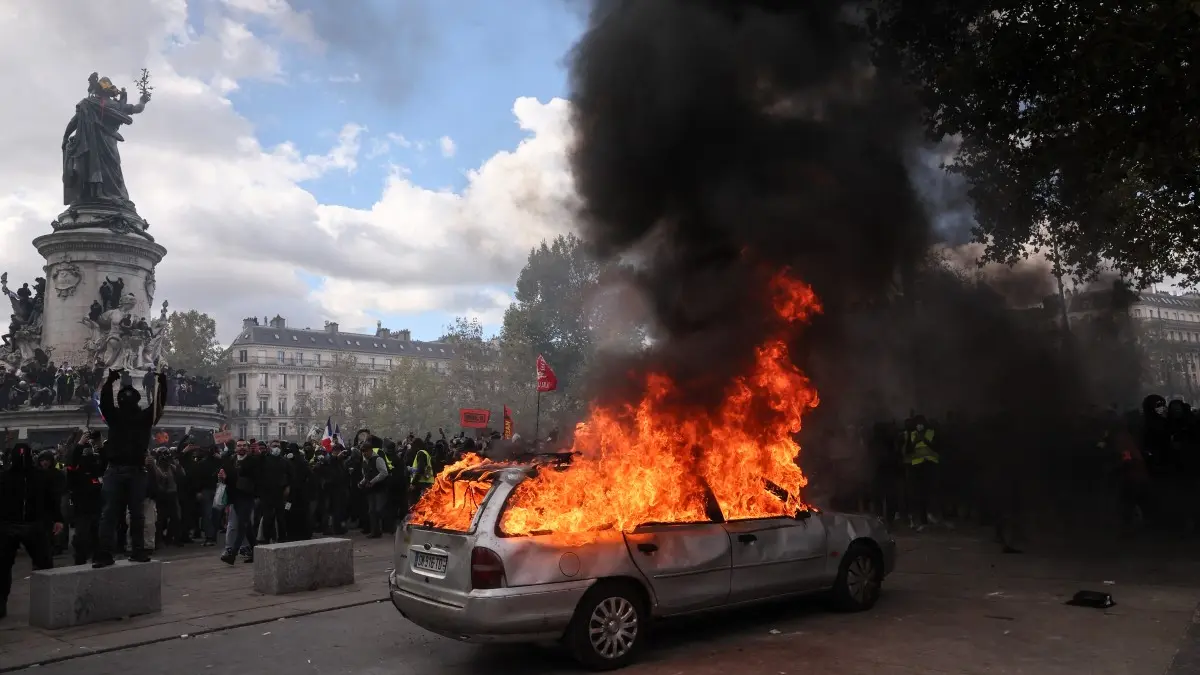 LATEST: Nationwide protests in France marred by looting, fires and violence