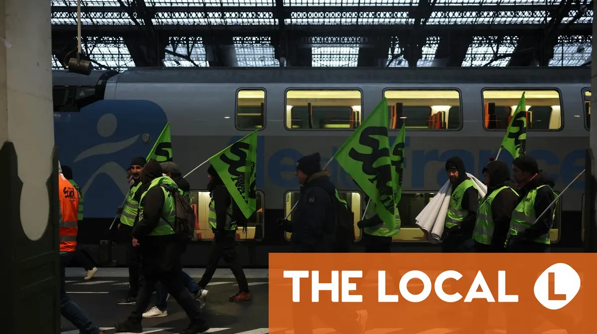 French rail unions extend May strikes as negotiations break down