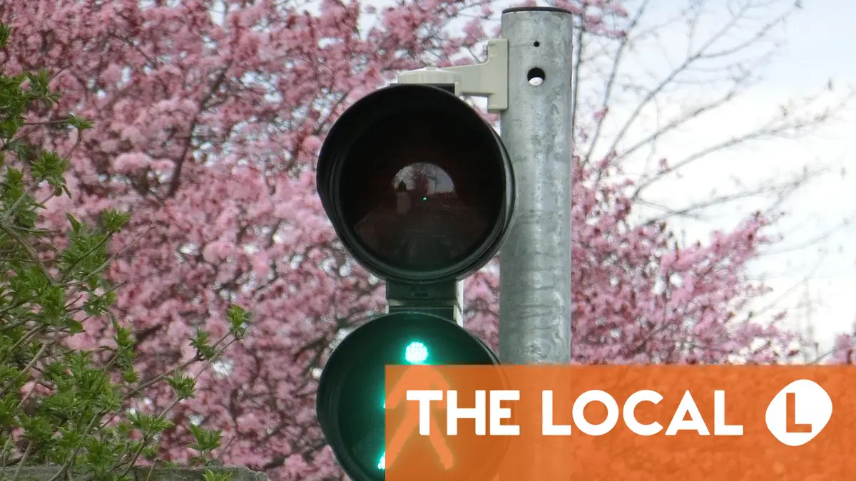 Is it illegal to cross the street on a red light in Switzerland?