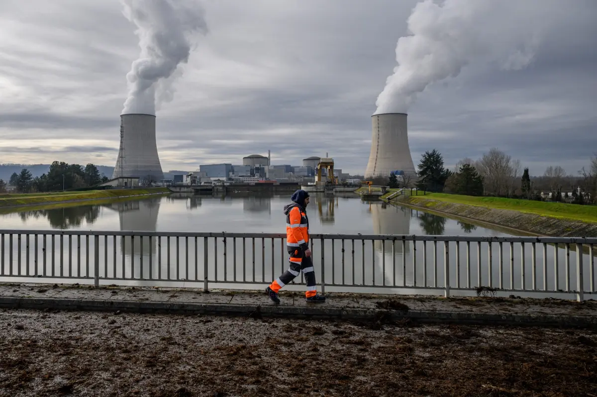 Why France shuts down its nuclear reactors during heatwaves