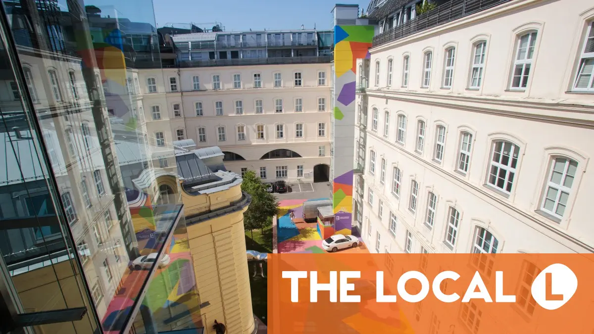 Vienna Museum Innovates with Heat-Fighting Asphalt Painting to Combat Urban Heat Island Effect