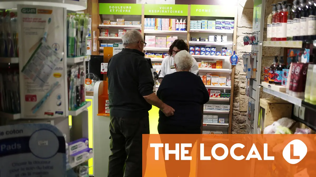 What is France's 'franchise medicale'?