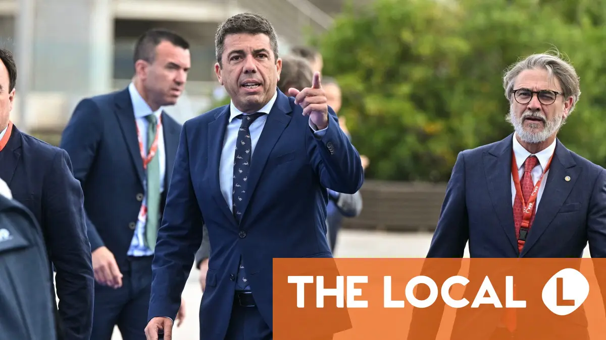 Why has Valencia's president not resigned since deadly floods?