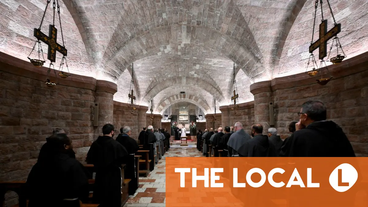 Pope urges Italian church to change culture on 'abuse prevention'