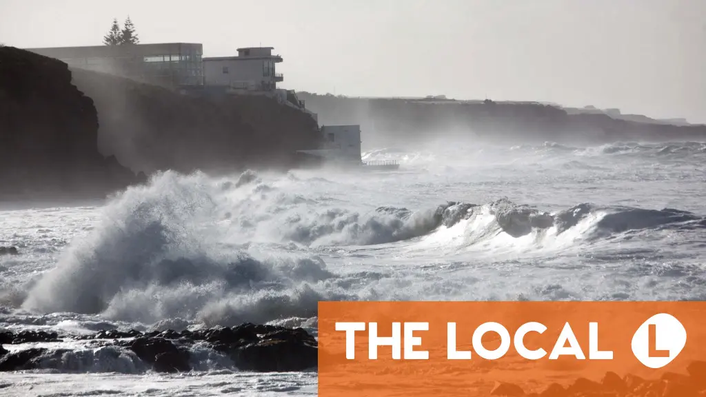 Choppy wave kills 4 in Spain’s Tenerife