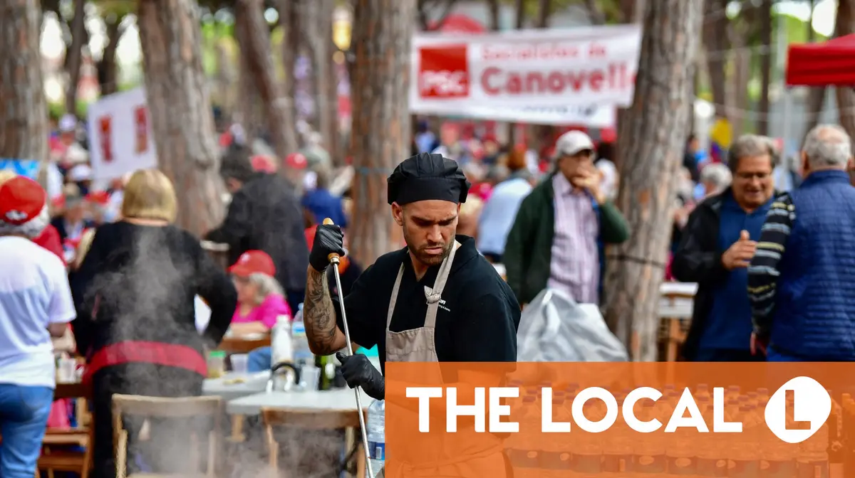 Why paella is eaten for lunch and not dinner in Spain (and mainly on Thursdays)