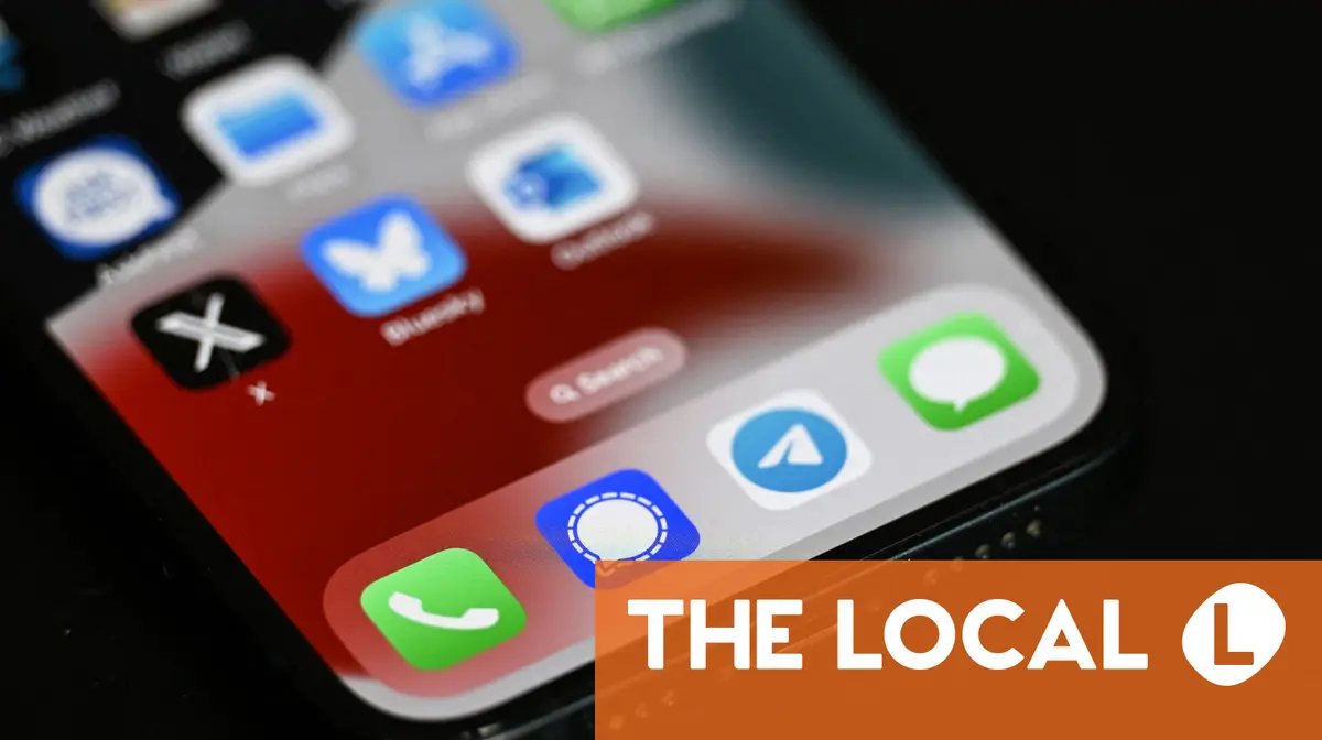 French government wants to ban social media for under-15s from 2026