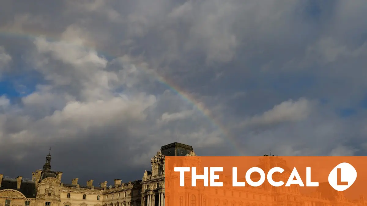 Louvre faces closures as staff walk out