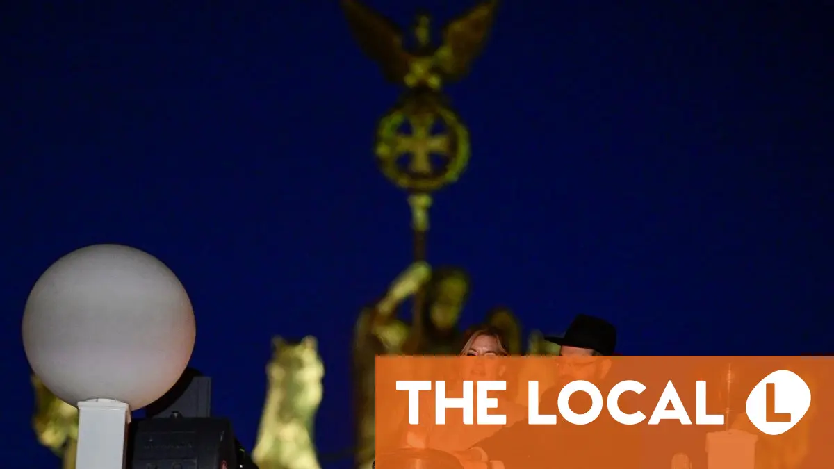 Inside Germany: Hanukkah celebrations, Bad Santas in Bavaria and 'shock calls'