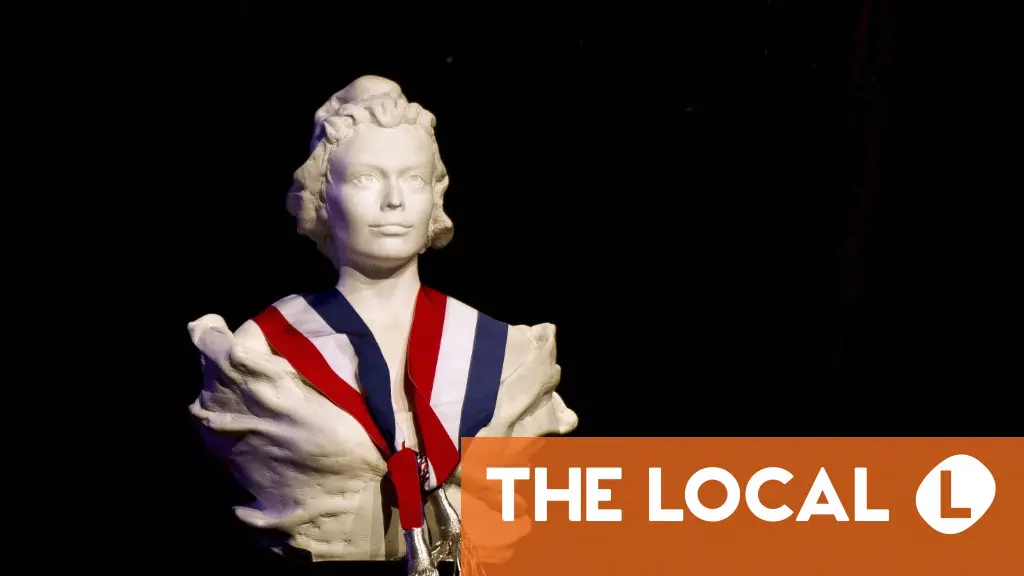 French citizenships fall after new rule blocking retirees