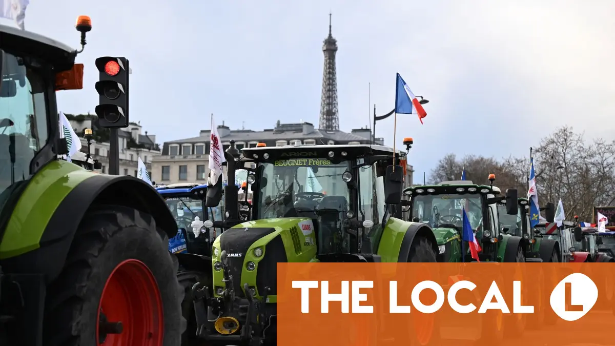 Furious farmers roll hundreds of tractors into Paris in fresh protests