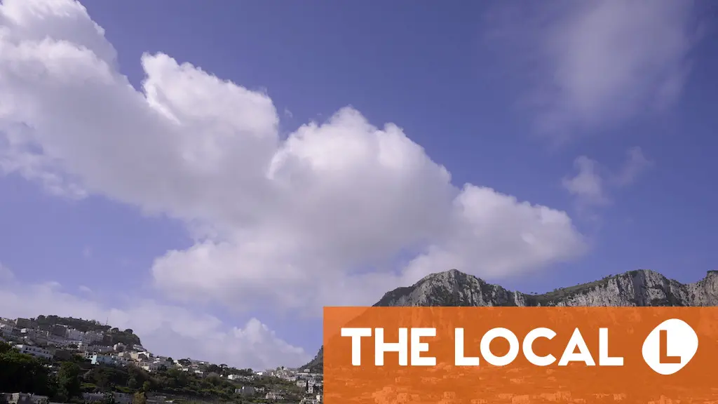 Italy's Capri limits tour group sizes to tackle overtourism