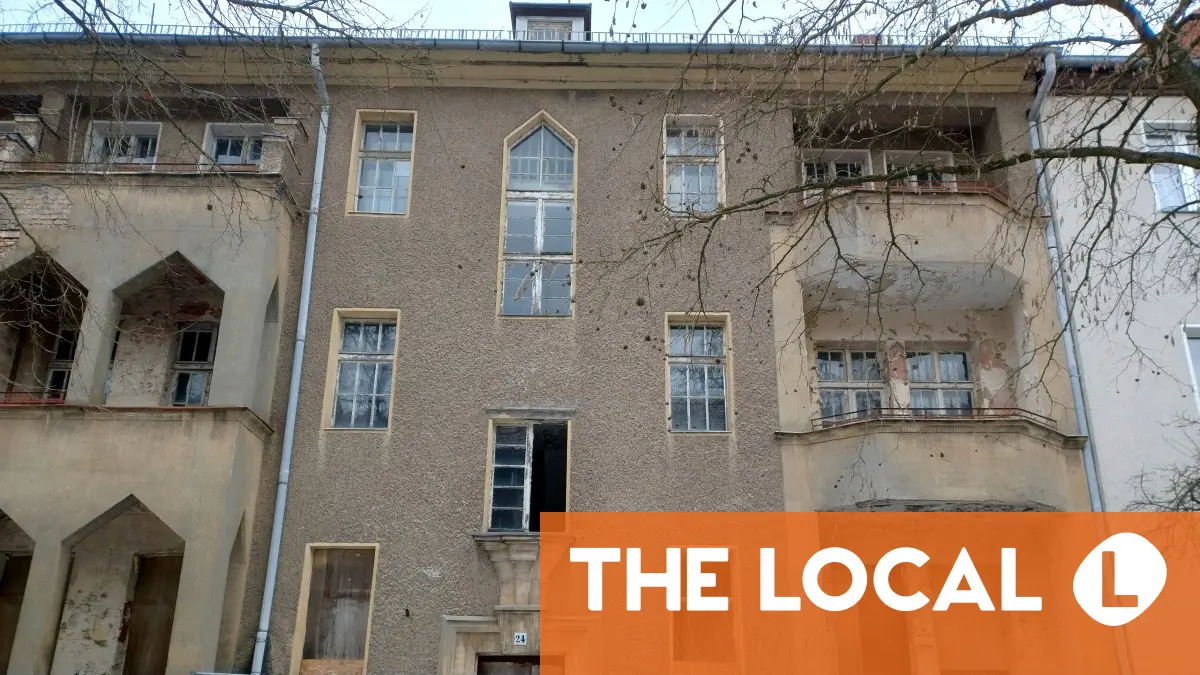 Berlin's crumbling 'Russian houses' trapped in bureaucratic limbo