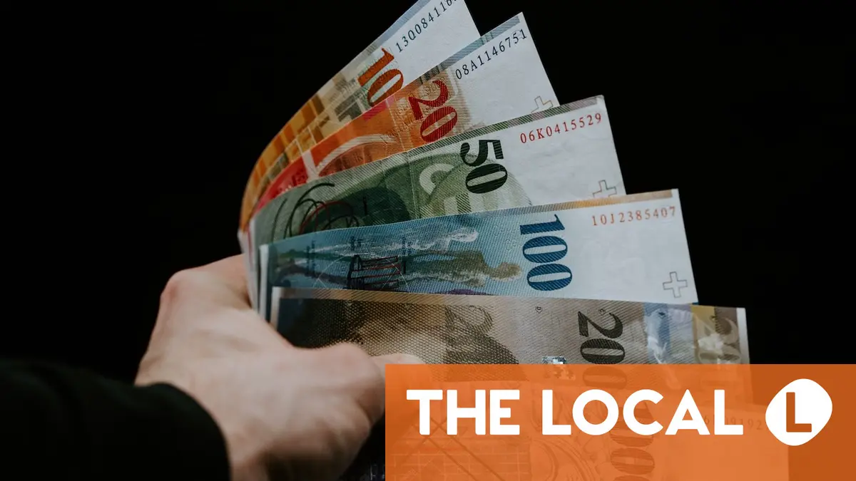 IN FIGURES: How Swiss salaries increase with age