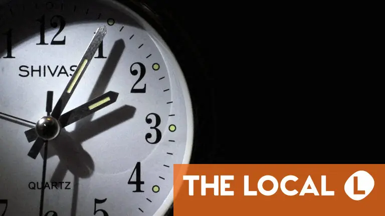 When do the clocks change in France this year?