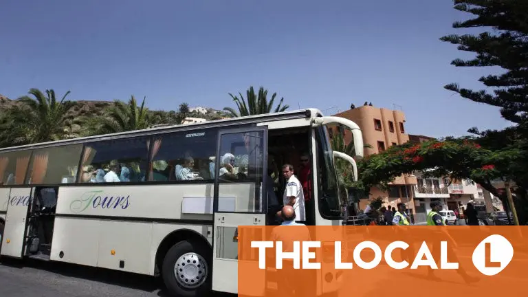 British tourist bus crash in Spain’s Canaries kills one and injures 27 British tourist bus crash in Spain’s Canaries kills one and injures 27