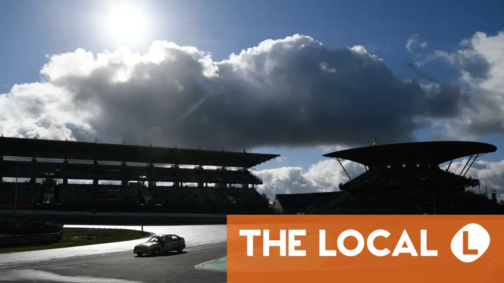 Driver killed in seven-car crash at Germany's Nuerburgring