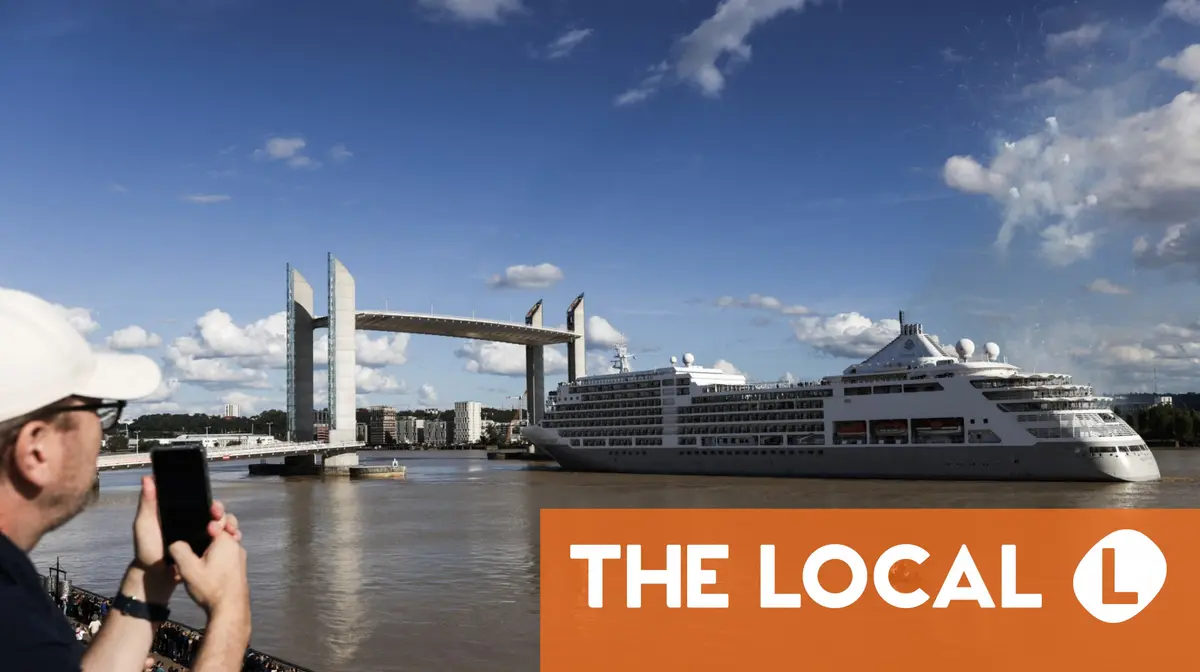 1,700 cruise ship passengers quarantined in France