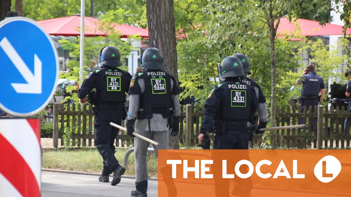 One person dies in attack at bank in Regensburg