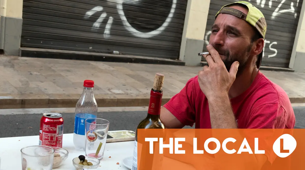 Spain moves to ban smoking at bar terraces, parks and beaches