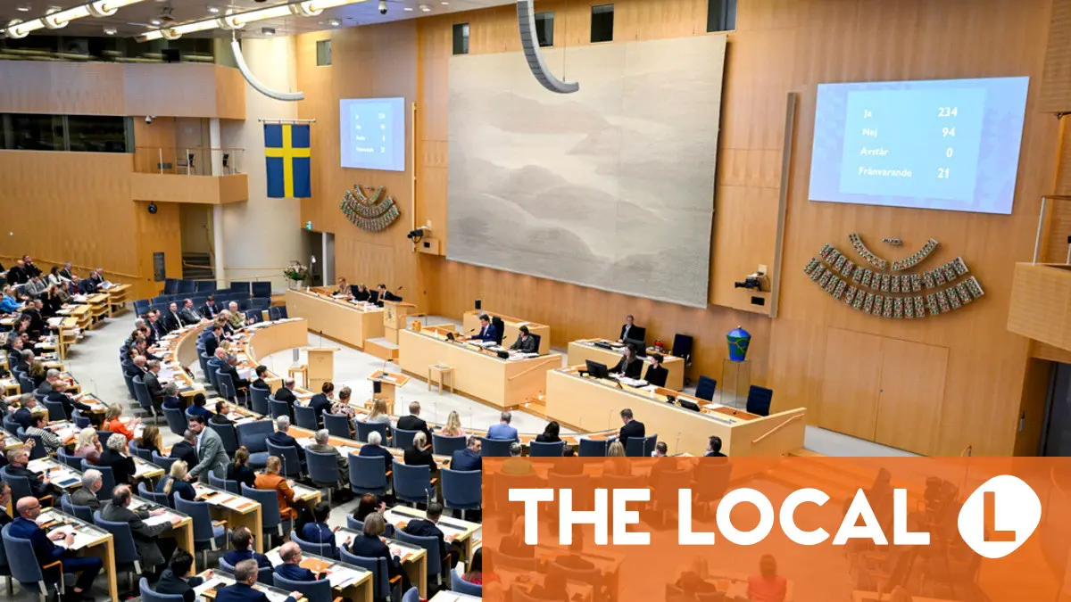 Swedish government wins vote on 'cruel' family immigration bill