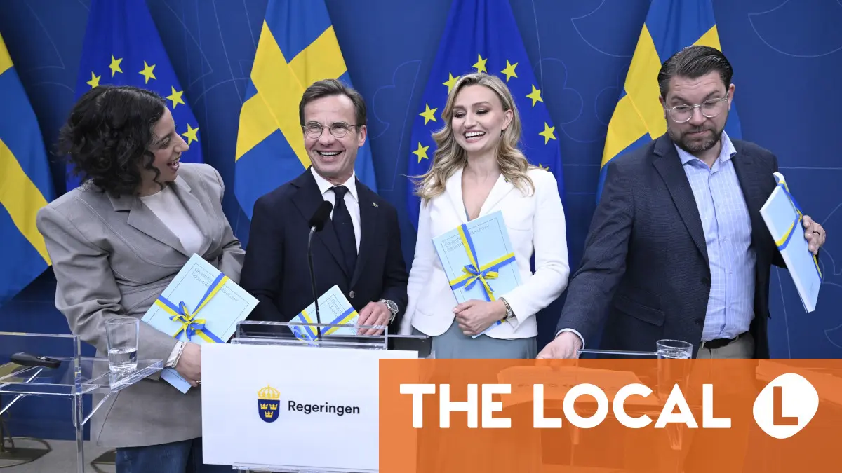 Opposition narrows gap on governing right-wing bloc three weeks before Swedish election