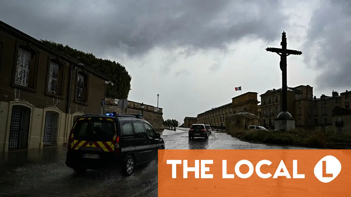 LATEST: Southern France hit by floods with residents urged to stay home