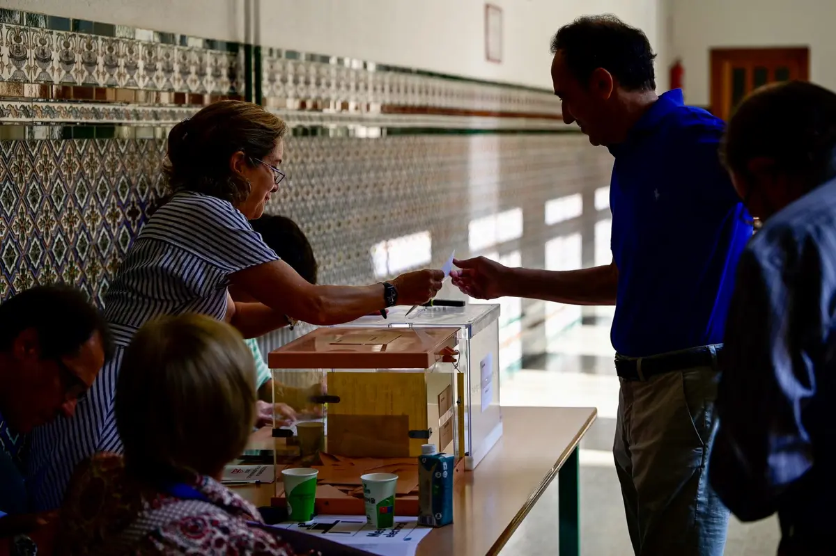 Q&A: Why are naturalised citizens being barred from voting in Spain's election?