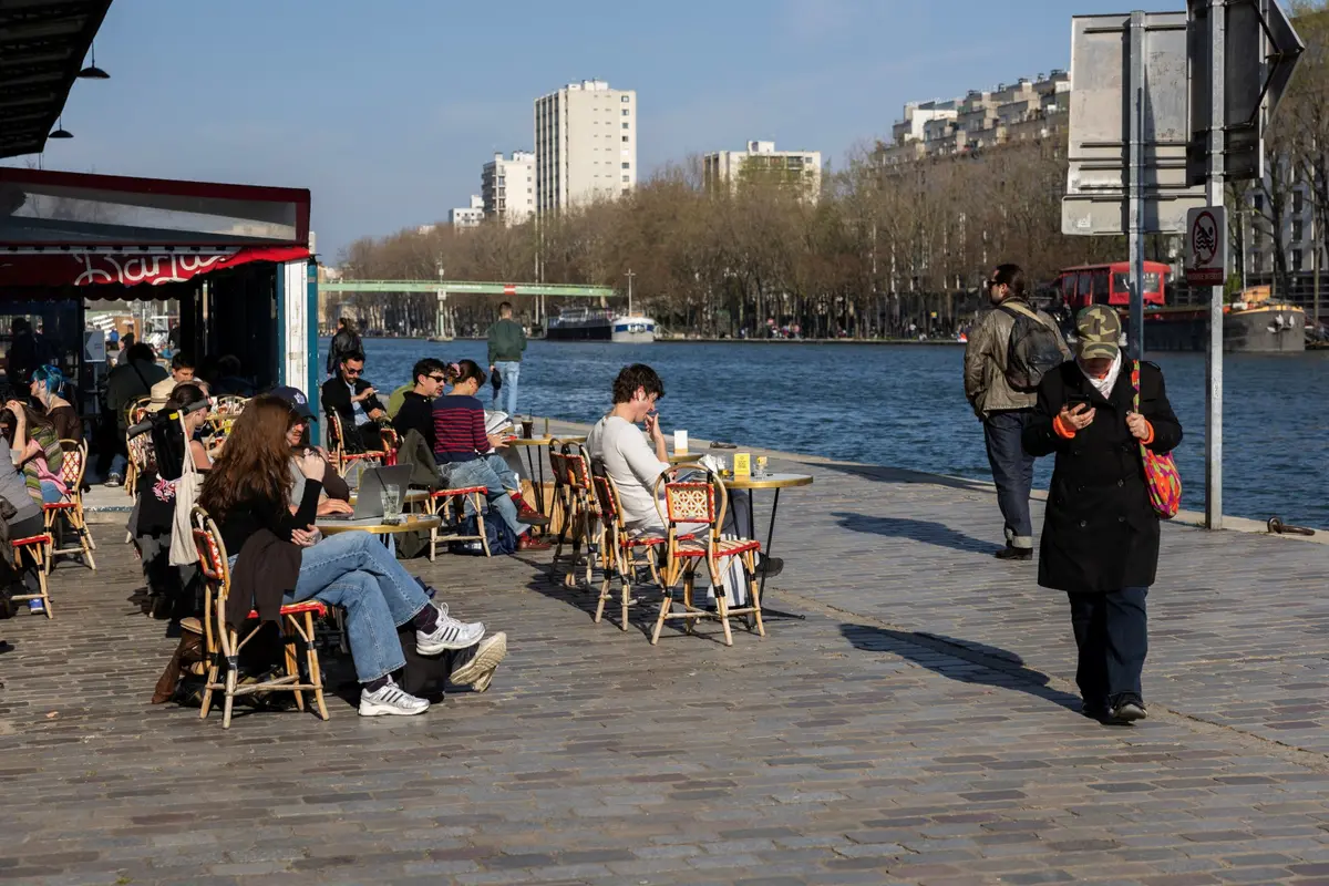 Paris extends summer café terraces for another month