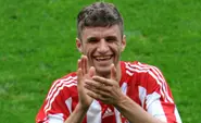 Bayern Munich extends top-scoring Thomas Müller's contract