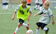 Neo-Nazis using sports clubs to spread message, researcher says