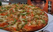 Looking at food 'prompts appetite hormone'