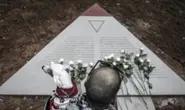Israel unveils tribute to gay victims of Nazis