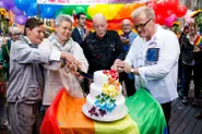 One year of 'Marriage for all' in Germany: How many couples have tied the knot?