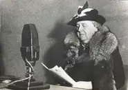 Dutch queen sought deal to help top Nazis flee Europe: report
