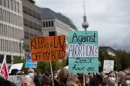 Reader question: Is abortion illegal in Germany?