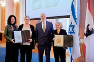 Germany honours Berlin couples who rescued Jews from Nazis