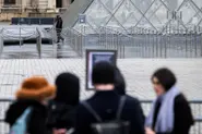 Louvre closes for the day due to strike