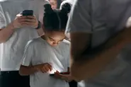 EU to limit children's access to social media