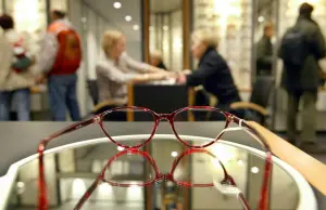 How to save money on prescription glasses in Germany