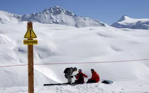 Avalanche risk: How safe is it to ski in the French Alps?