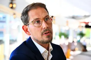 Swedish opposition parties warn new law means 21-year-olds risk being deported