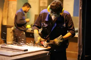Foreign workers earn nearly a quarter less than Germans