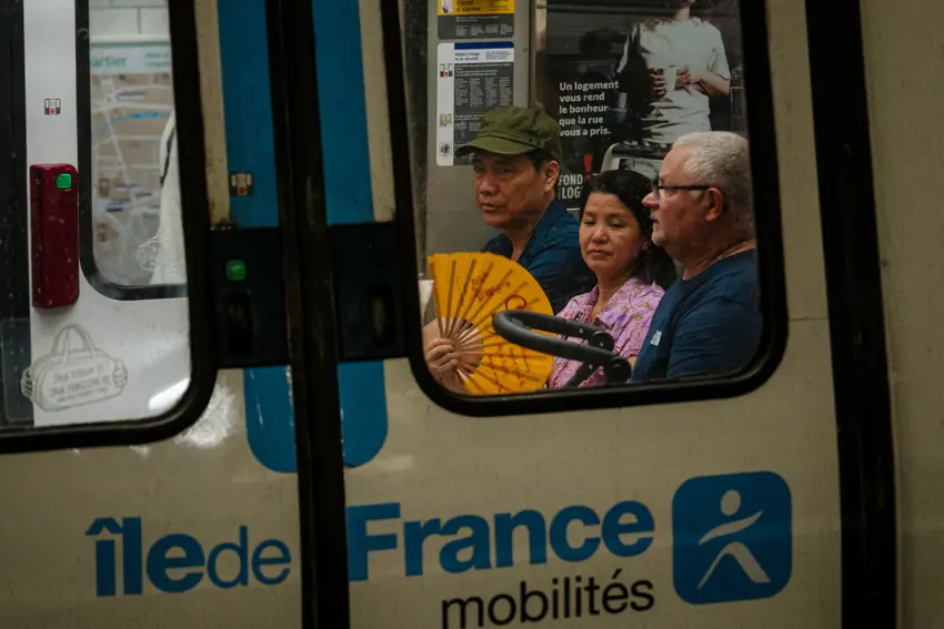 Which Paris Metro lines have air con and which are hotter than hell?