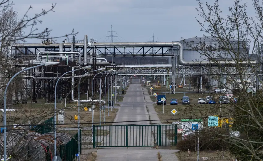 'Large' oil spill in Brandenburg after pipeline breaks