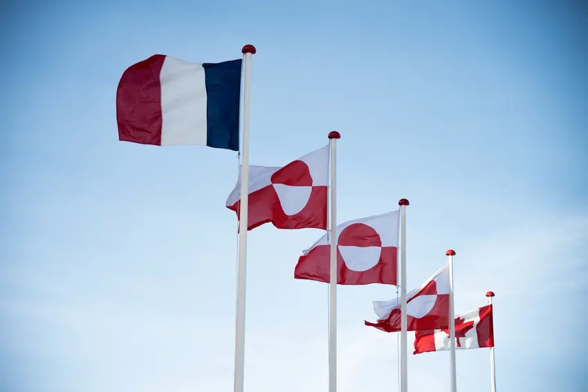 In show of support, France and Canada open consulates in Greenland